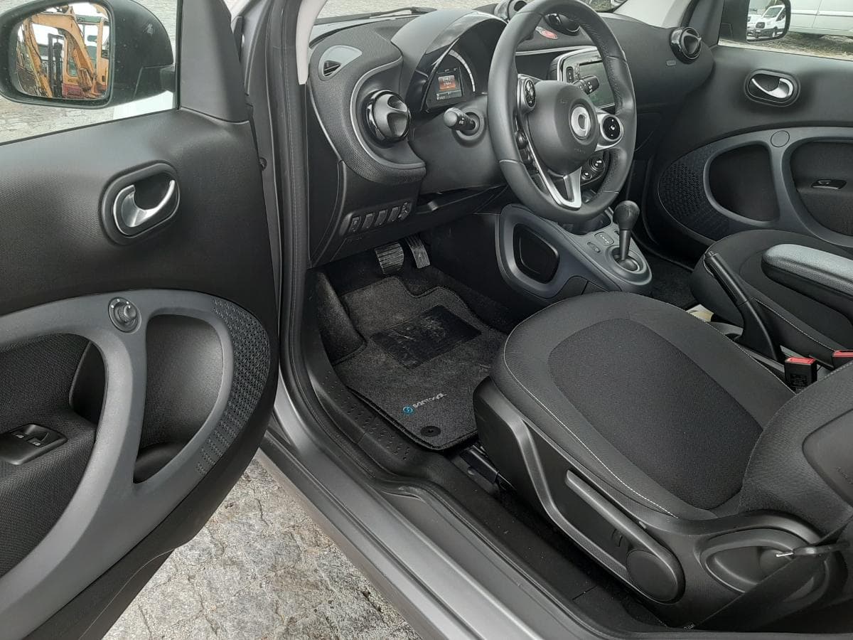 Smart For Two Coupé 0.9 · Ano 2019 — imagen 8