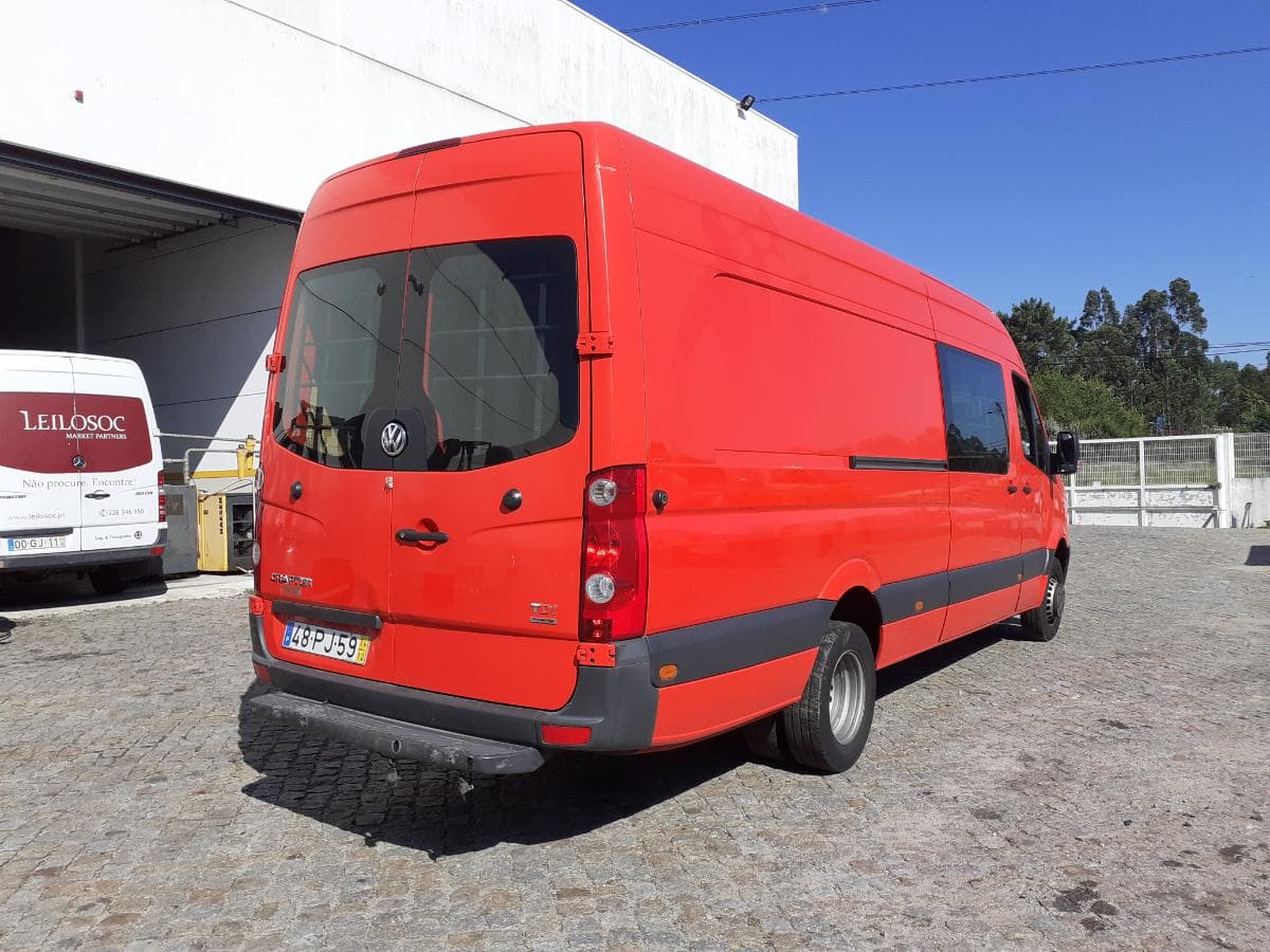 Volkswagen Crafter 2.0 TDI · Ano 2014 — image 4