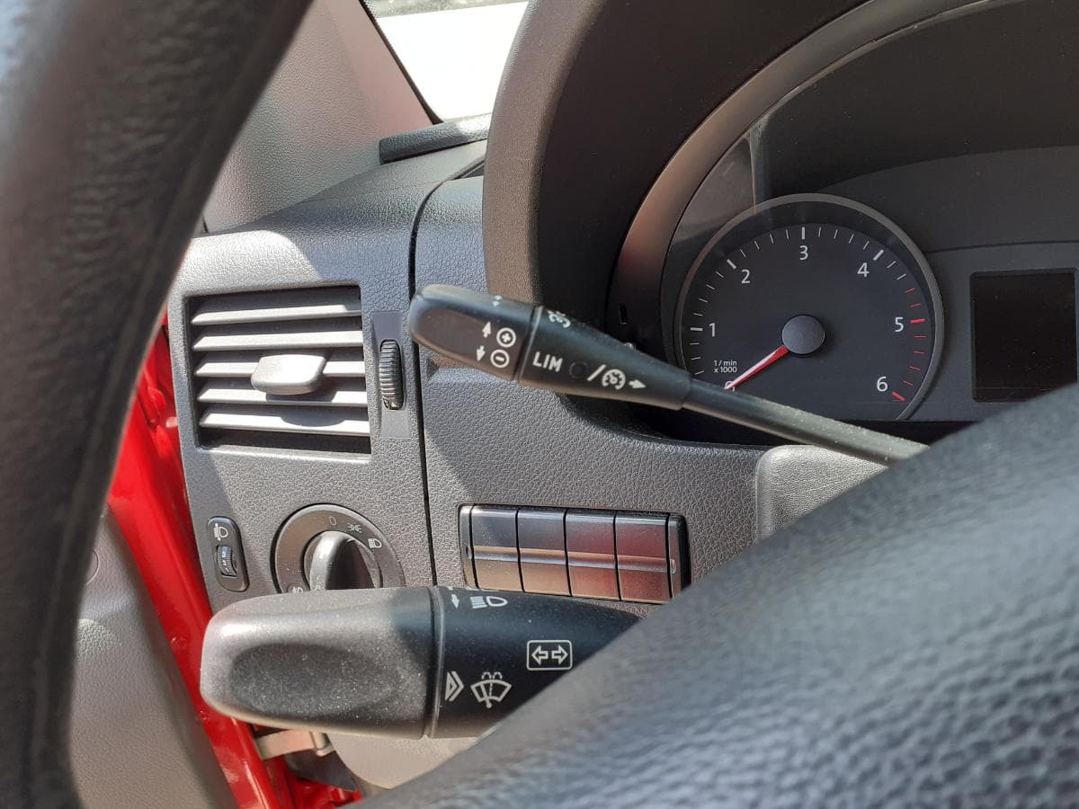 Volkswagen Crafter 2.0 TDI · Ano 2014 — image 15