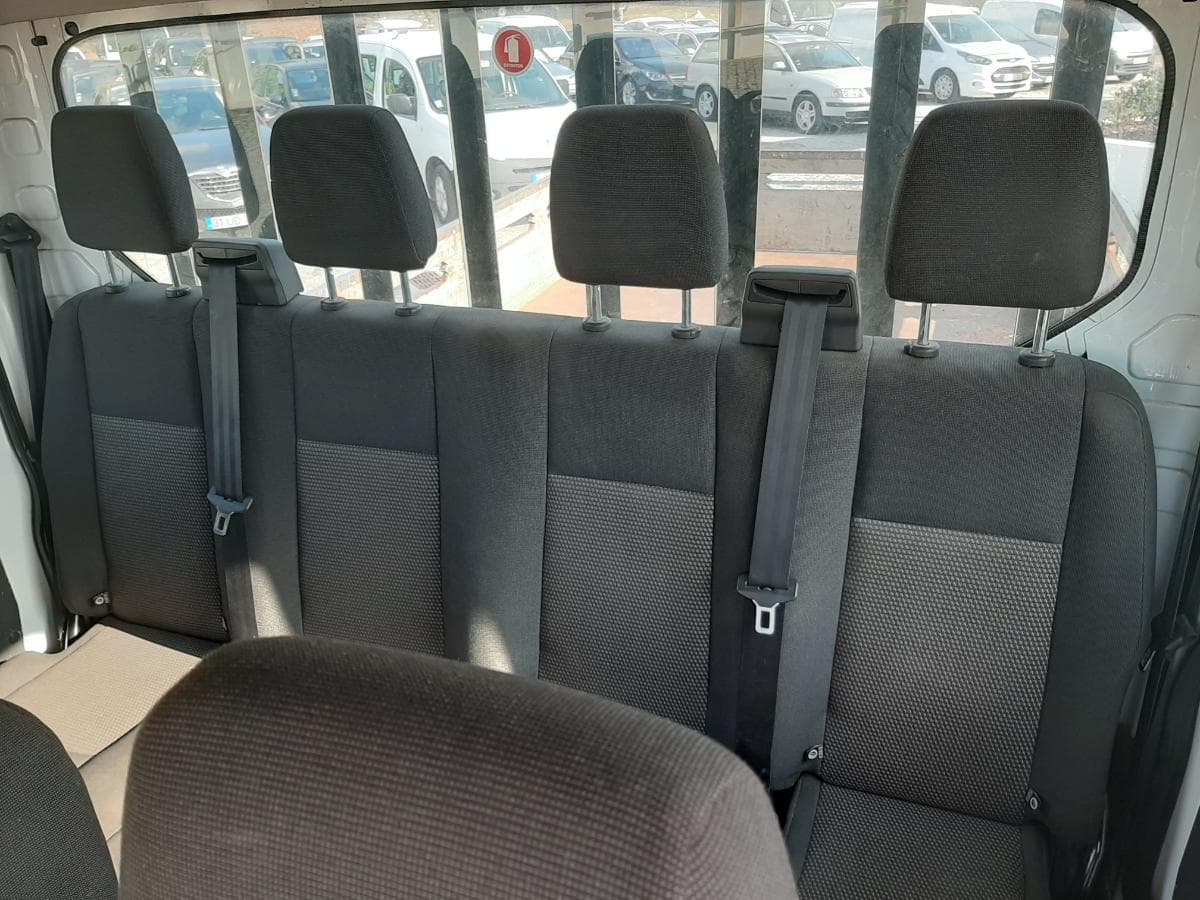 Ford Transit · 7 Lugares · Ano 2015 — imagem 14