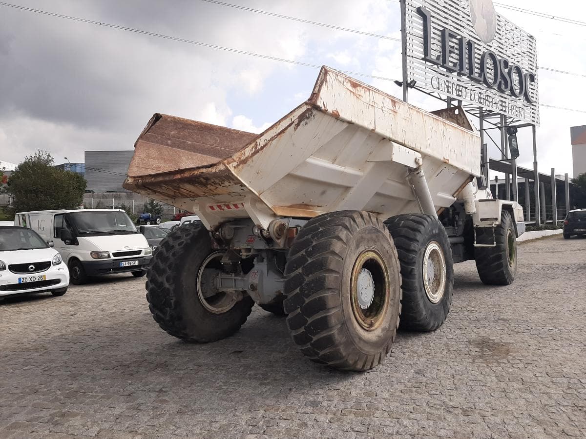 Dumper Terex TA25 — imagem 8