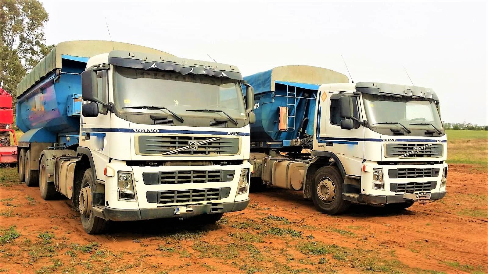 Cabeza tractora Volvo y Banera hardox — imagem 2