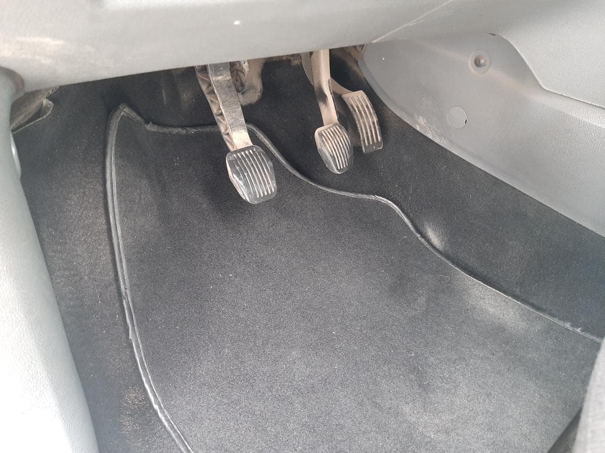 Ford Focus 1.6 TDCI · Ano 2008 — imagen 16