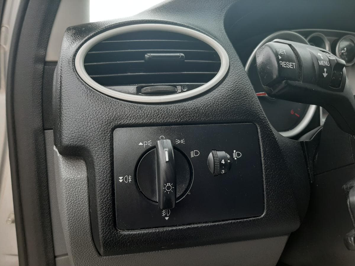 Ford Focus 1.6 TDCI · Ano 2008 — imagen 19