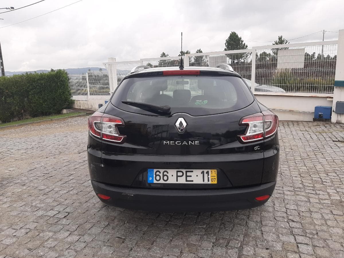 Renault Mégane 1.5 DCI · Ano 2011 — imagen 5
