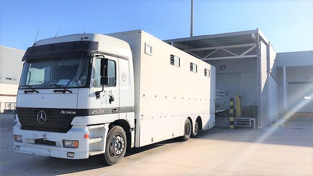 Camion Mercedes-Benz — imagem 2