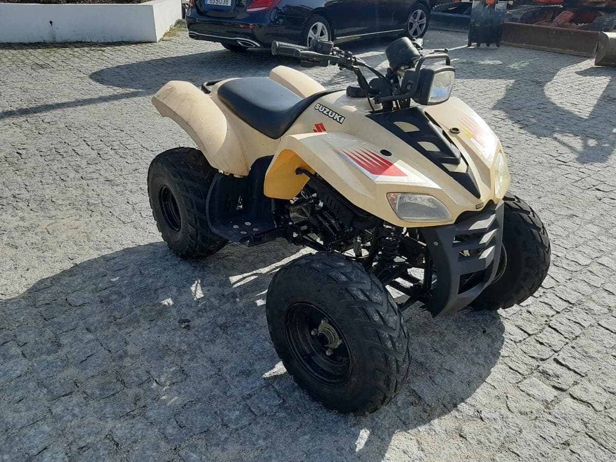 Moto 4 Pioneer · Ano 2006 — imagem 3