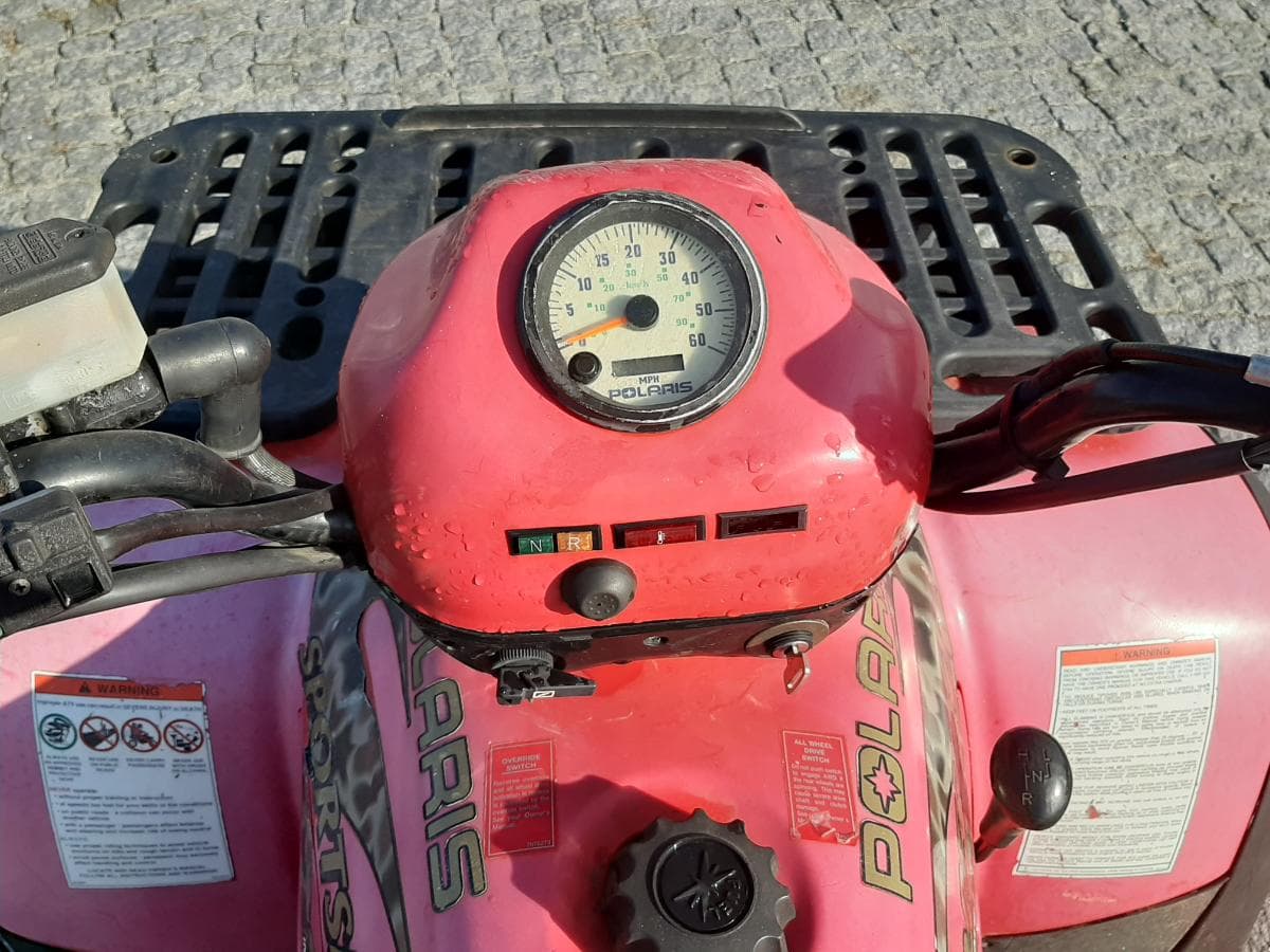 Moto 4 Polaris · Ano 1999 — imagem 8