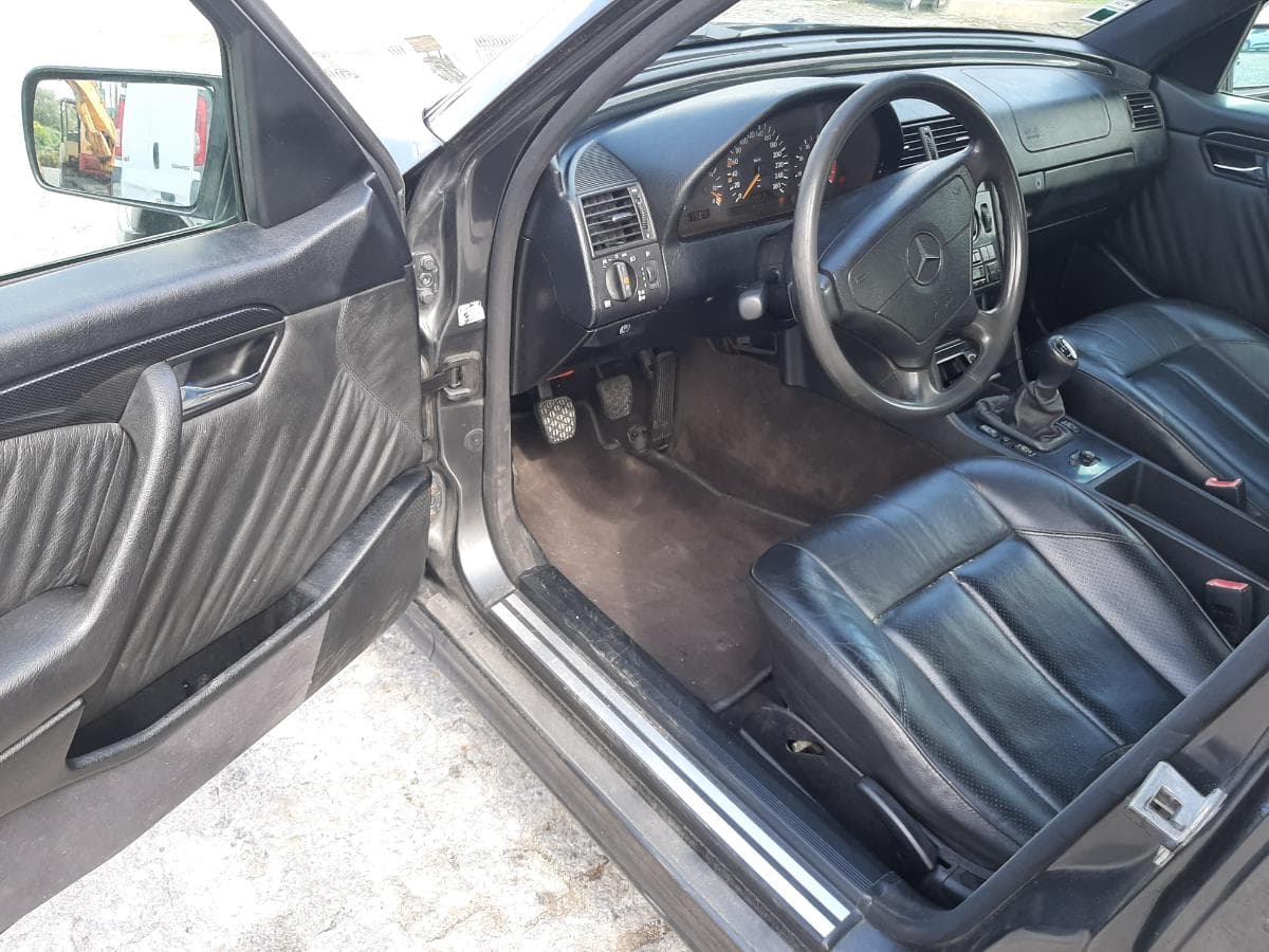 Mercedes-Benz C200 Kompressor · Ano 1996 — imagem 9