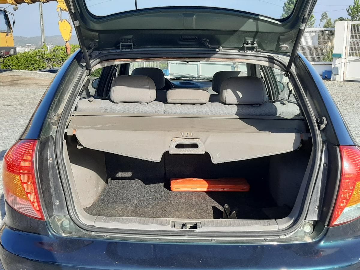 Kia Rio 1.3 · Ano 2001 — imagem 7
