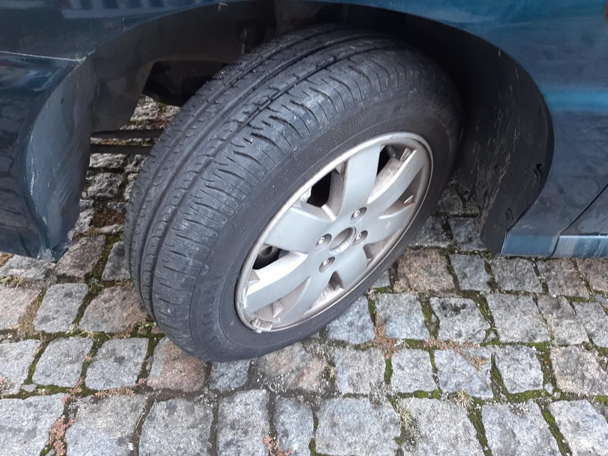 Kia Rio 1.3 · Ano 2001 — imagem 20
