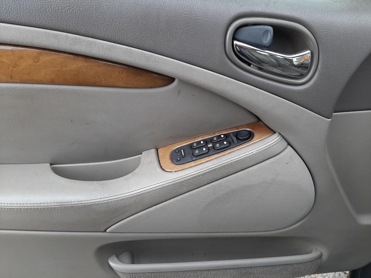 Jaguar S-Type 3.0 ·Ano 1999 — imagem 23