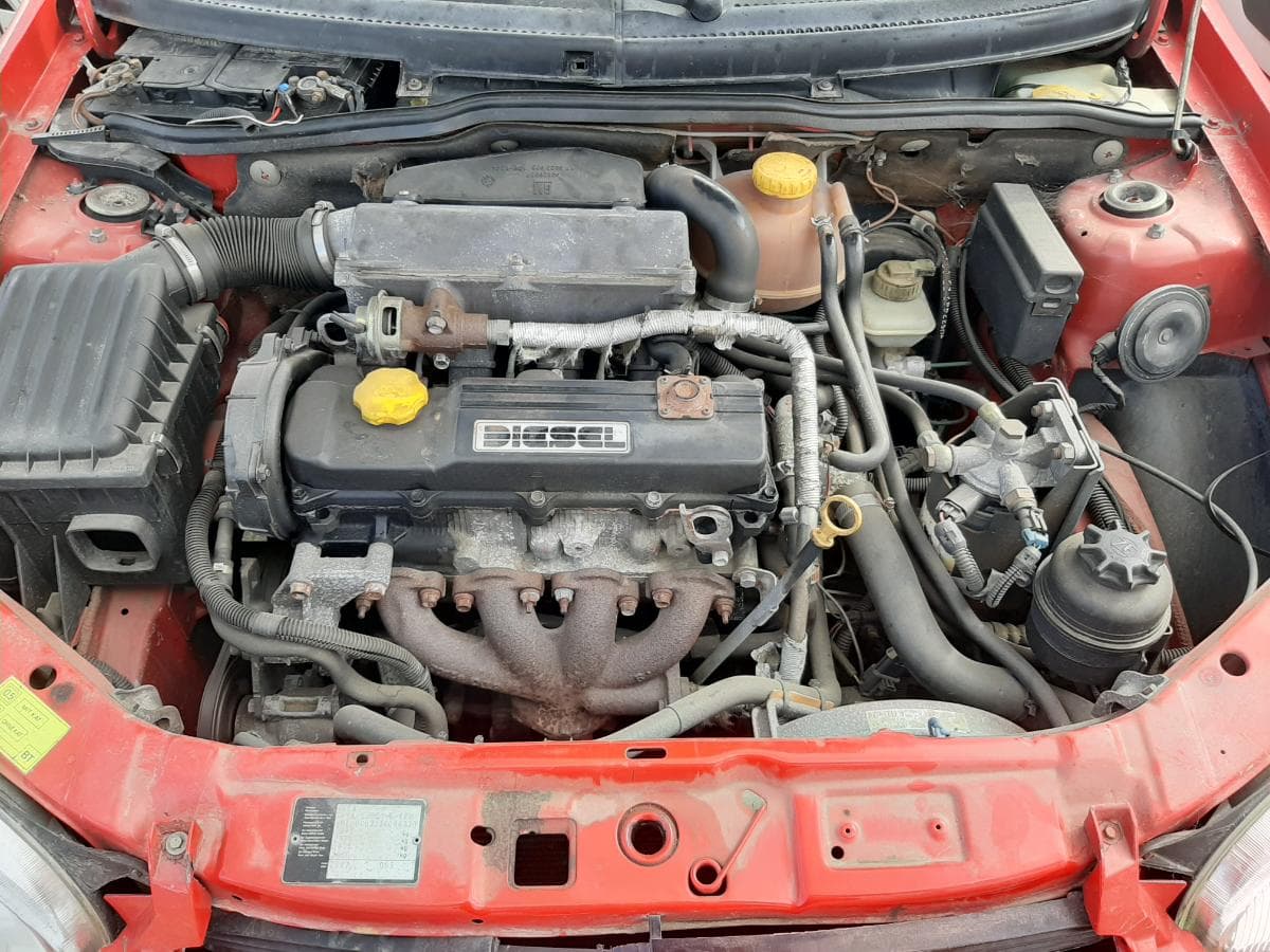 Opel Corsa B 1.5D · Ano 1995 — imagem 18