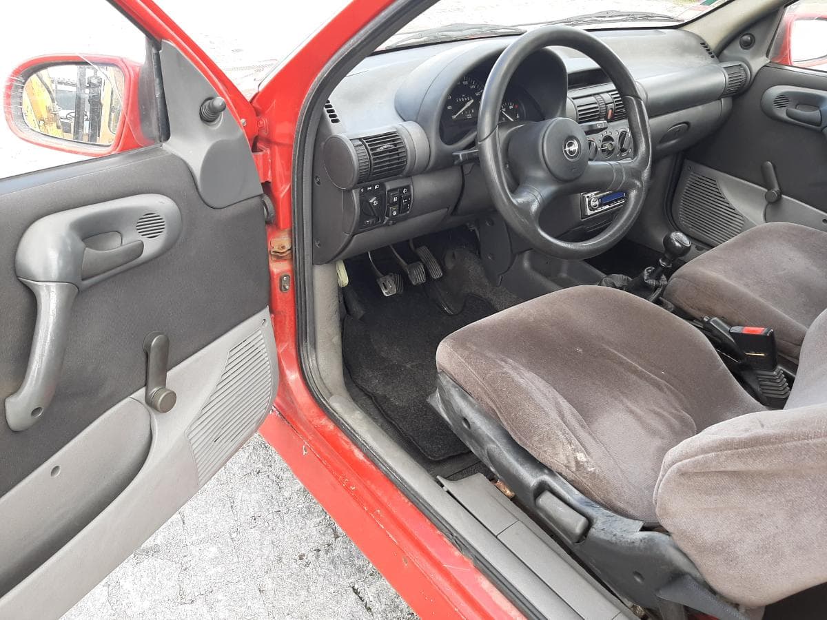 Opel Corsa B 1.5D · Ano 1995 — imagem 10