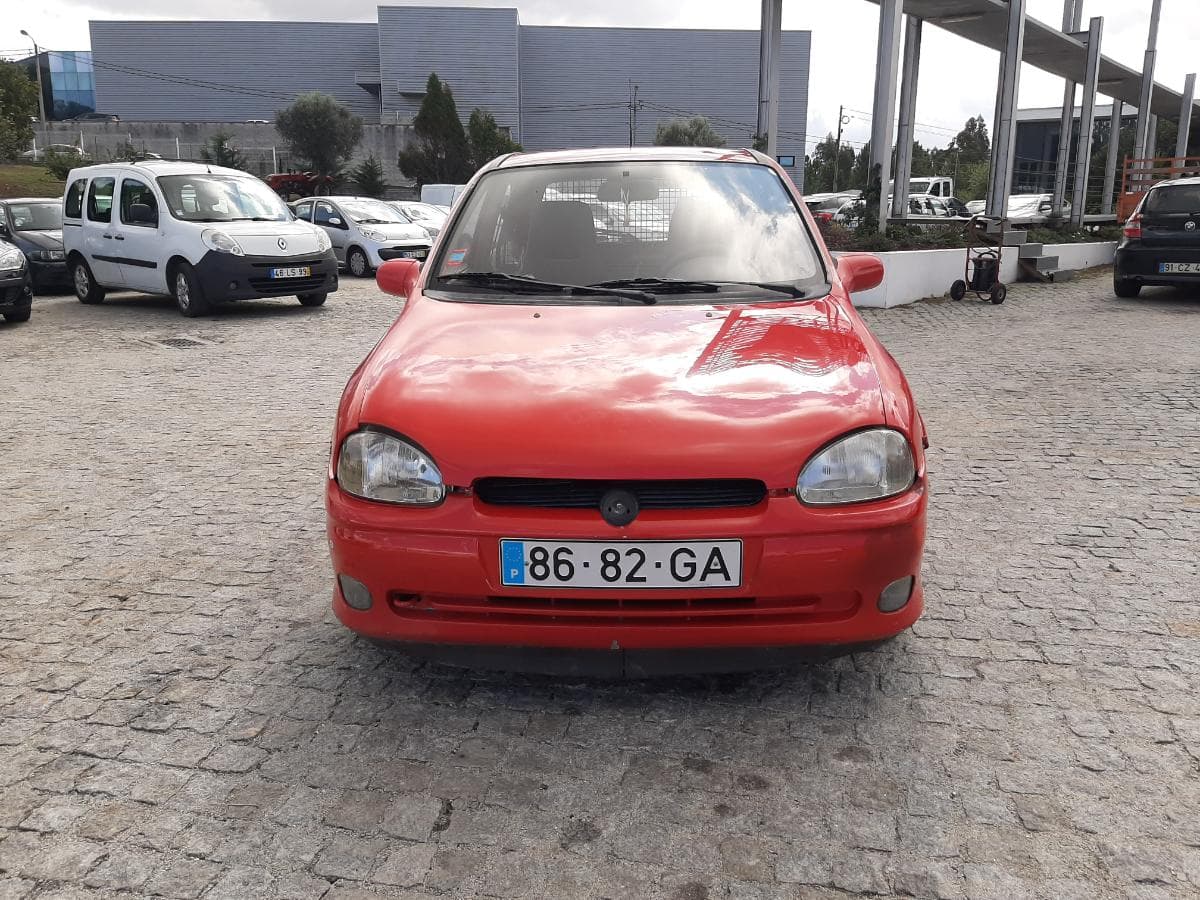 Opel Corsa B 1.5D · Ano 1995 — imagem 2
