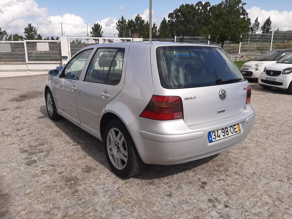 Volkswagen Golf 1.9 TDI · Ano 1999 — image 4