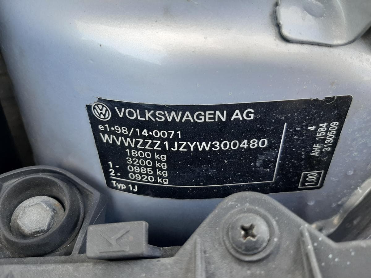 Volkswagen Golf 1.9 TDI · Ano 1999 — image 21