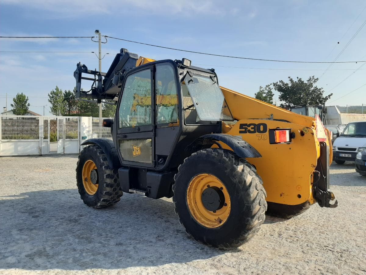 Empilhador Telescópico JCB 530-70 · Ano 2000 — image 4