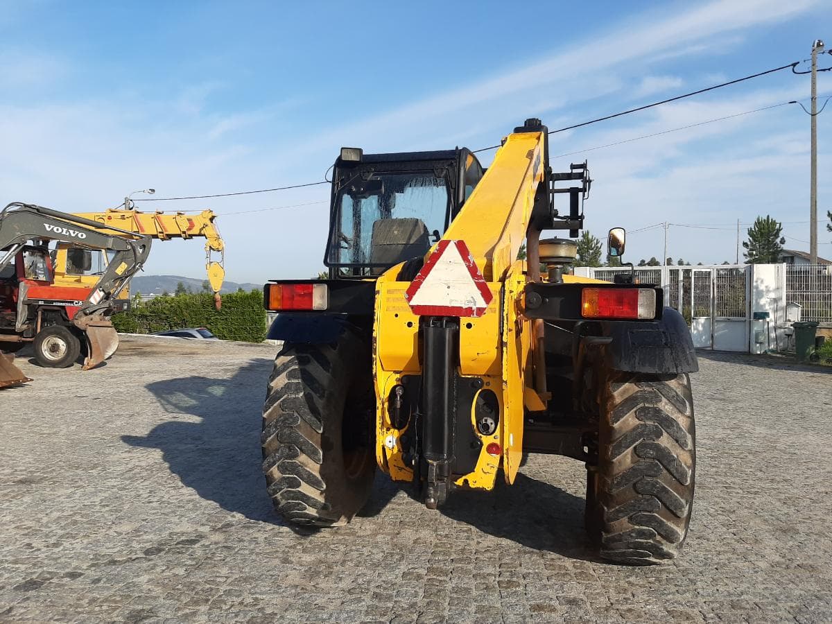 Empilhador Telescópico JCB 530-70 · Ano 2000 — image 6