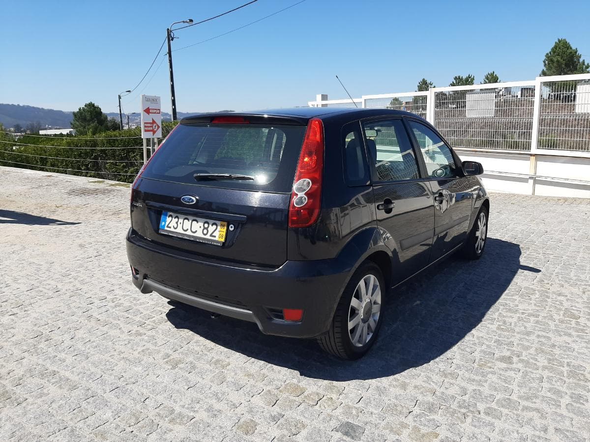Ford Fiesta 1.2 16V · Ano 2006 — imagem 6