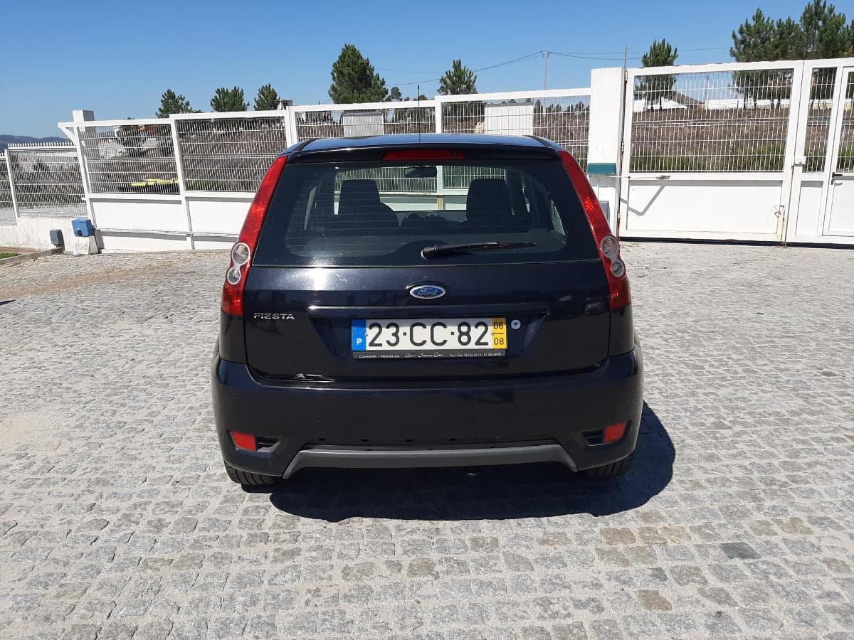 Ford Fiesta 1.2 16V · Ano 2006 — imagem 5