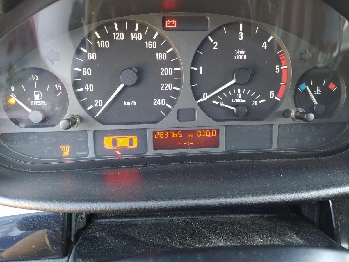 BMW 320D · Ano 1998 — image 21