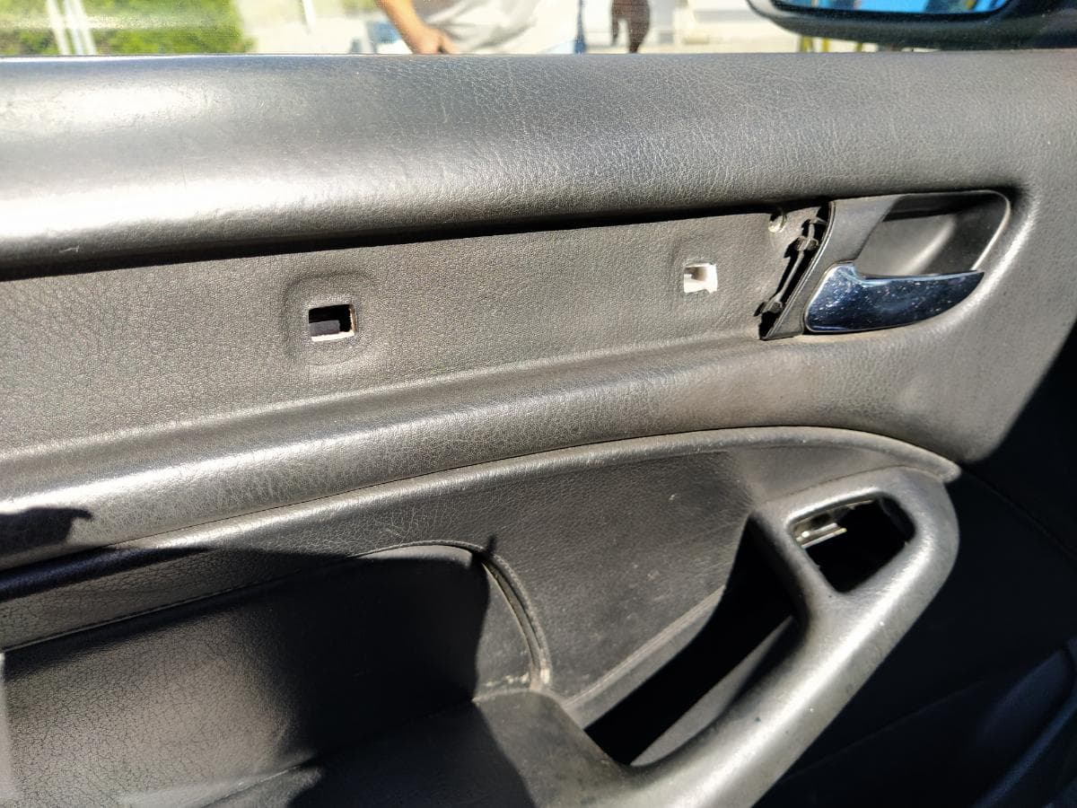 BMW 320D · Ano 1998 — image 22