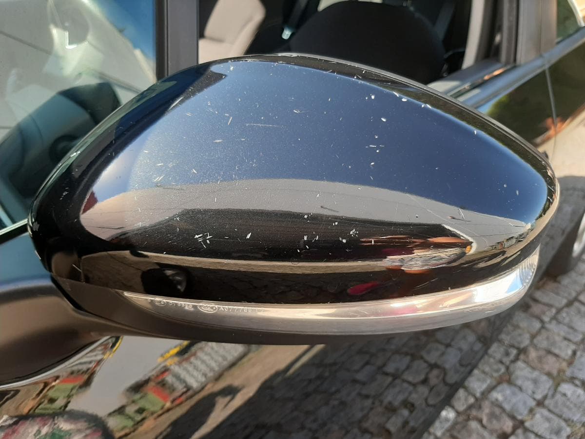 Peugeot 208 1.6 Blue HDI · Ano 2015 — imagem 8