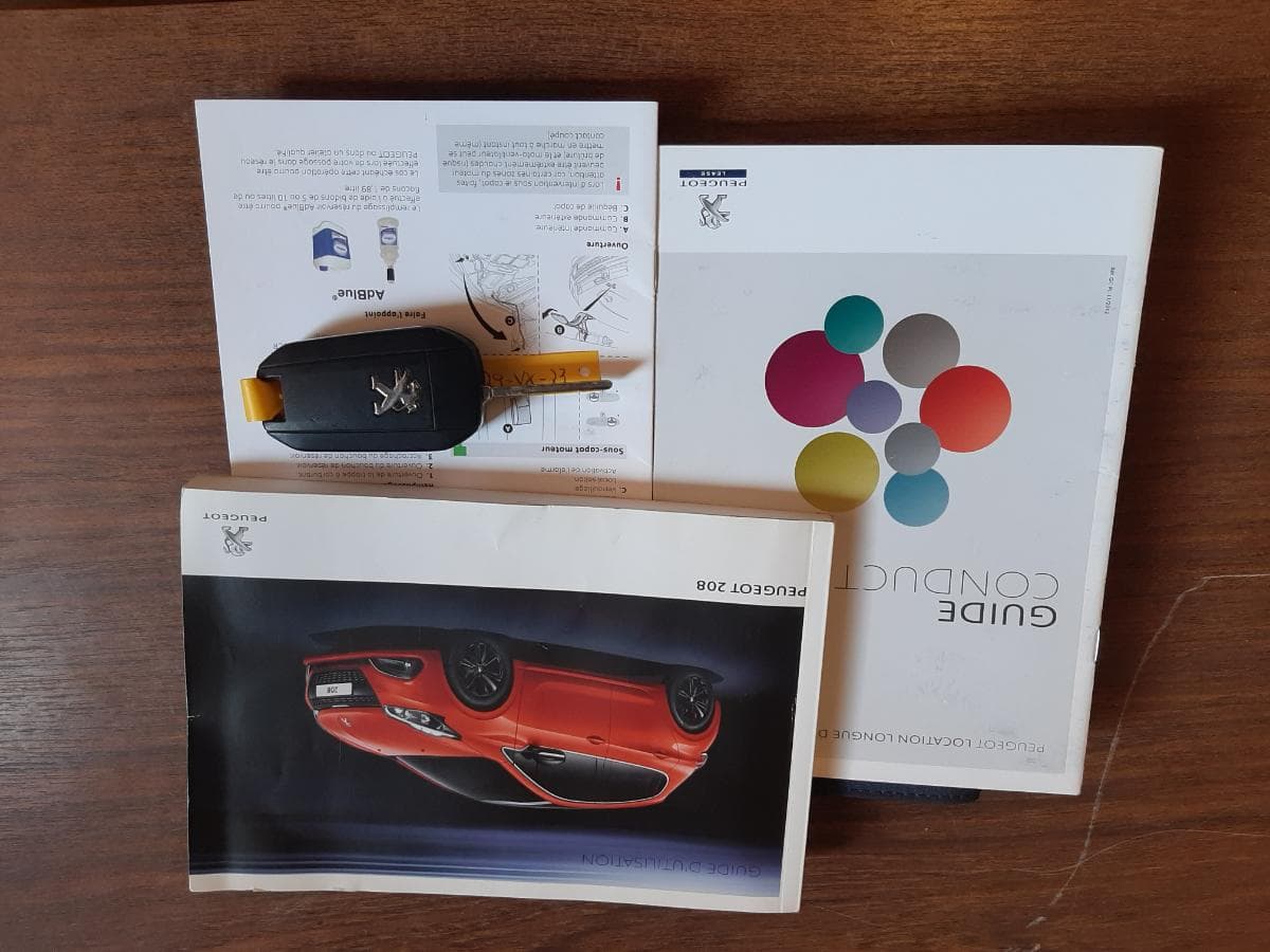 Peugeot 208 1.6 Blue HDI · Ano 2015 — imagem 29