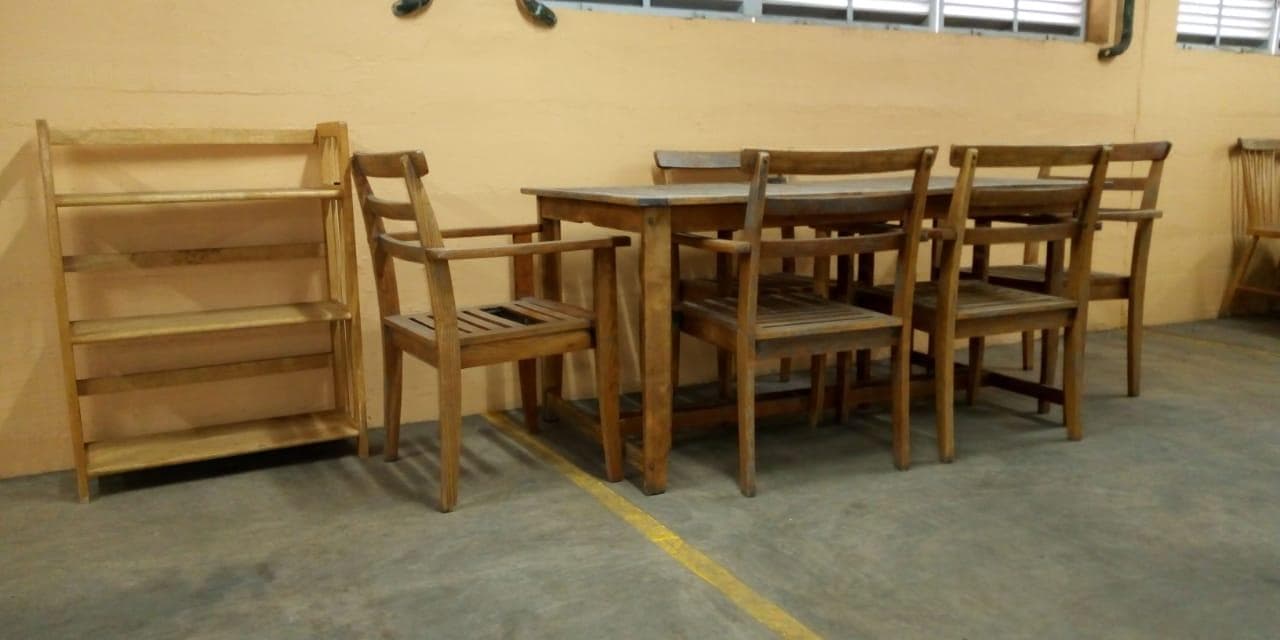 Mobília de Lar ·