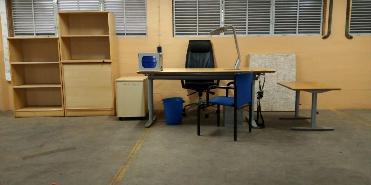 Móveis de Escritório  ·