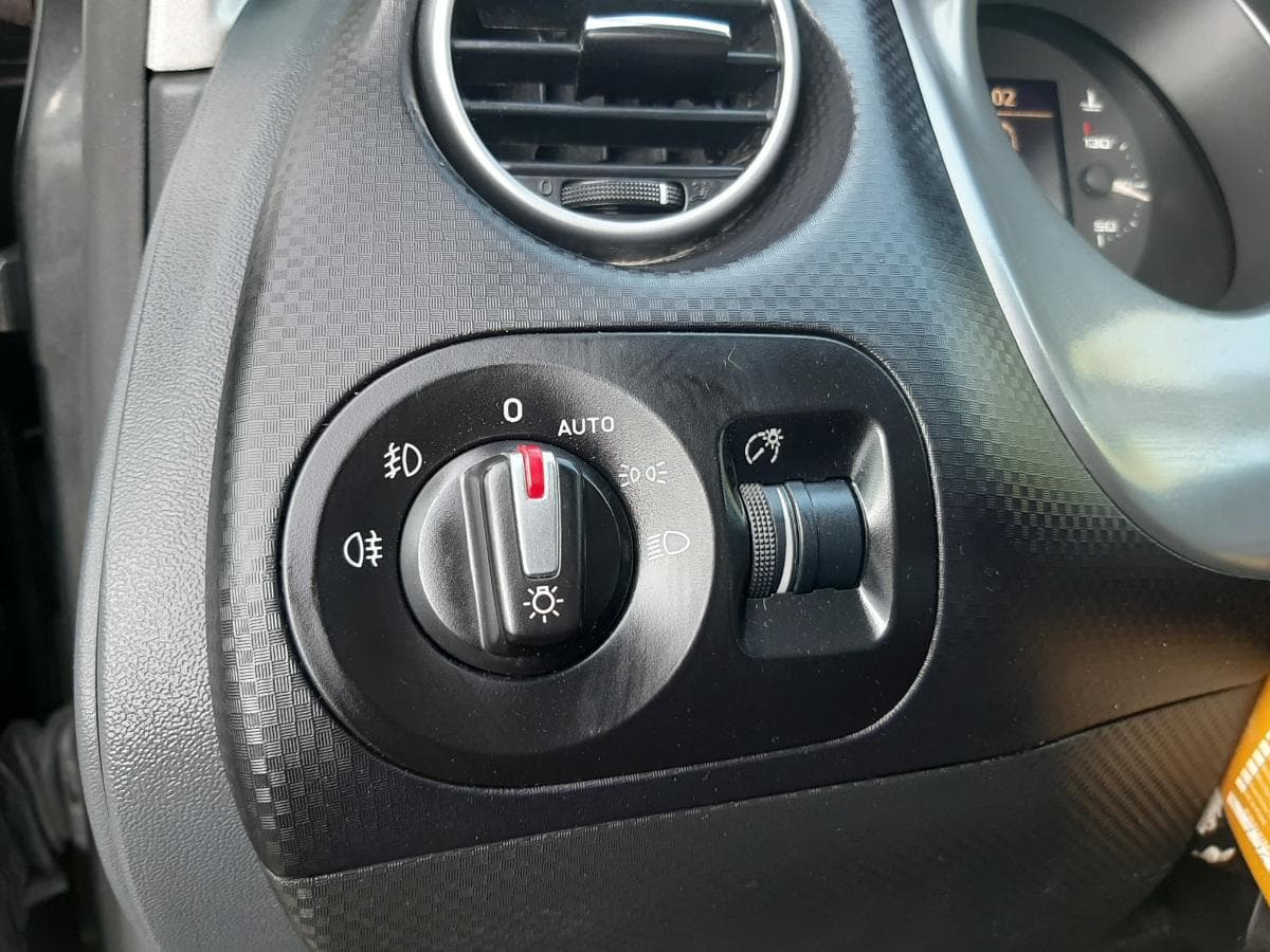Seat Altea XL 1.6 TDI · Ano  2010 — imagem 27