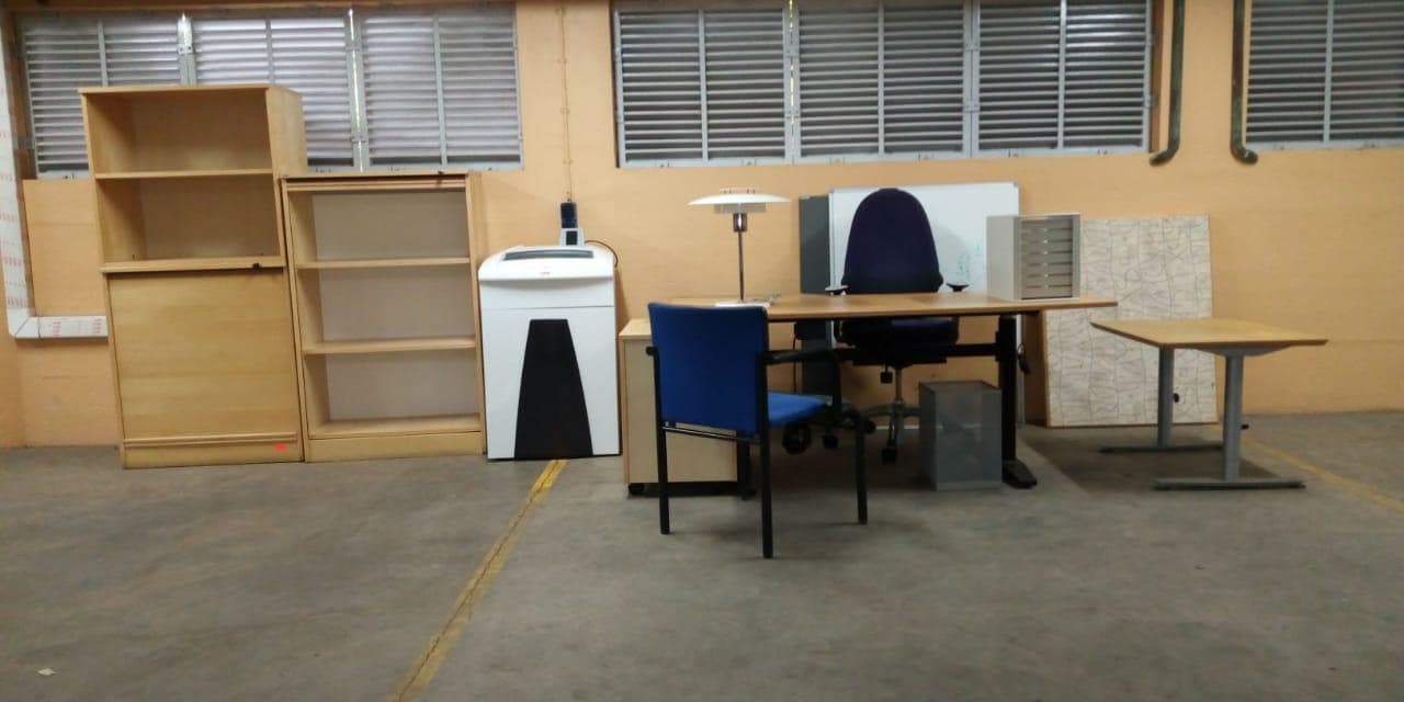 Móveis de Escritório  ·