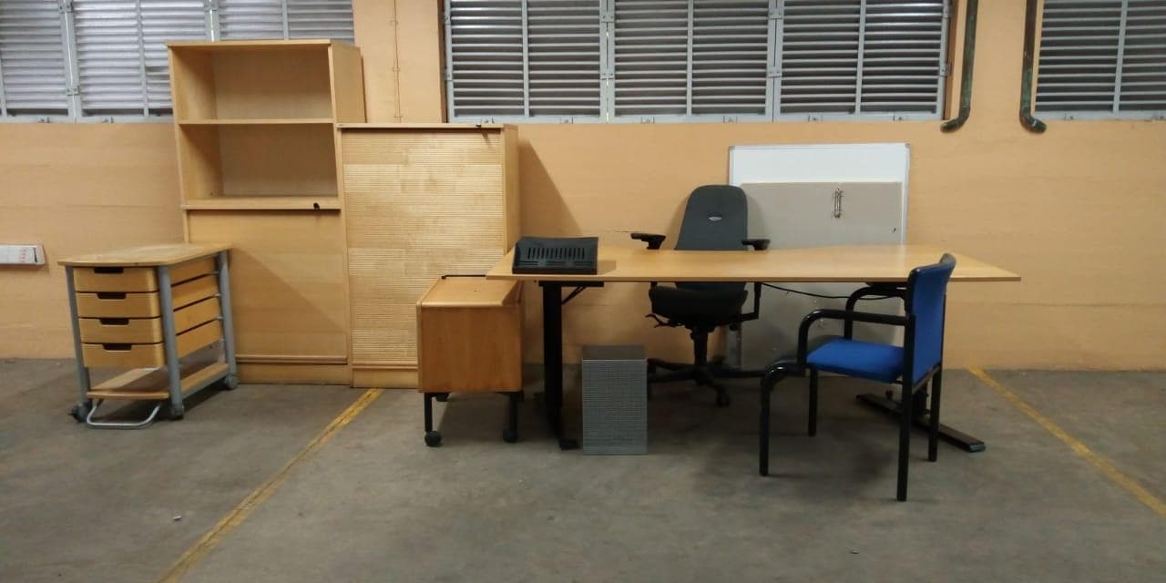Móveis de Escritório  · — image 2