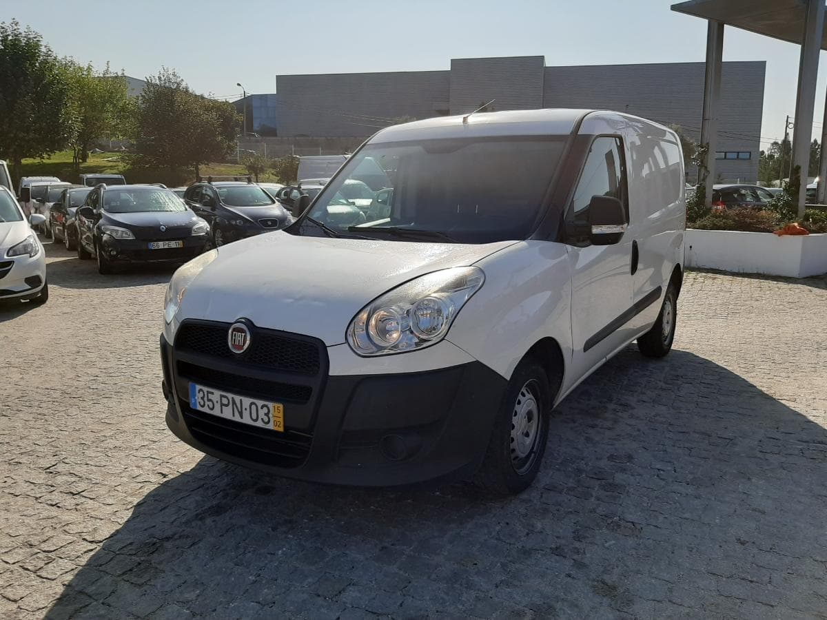 Fiat Doblo 1.3 D Multijet · Ano 2015 — imagem 3