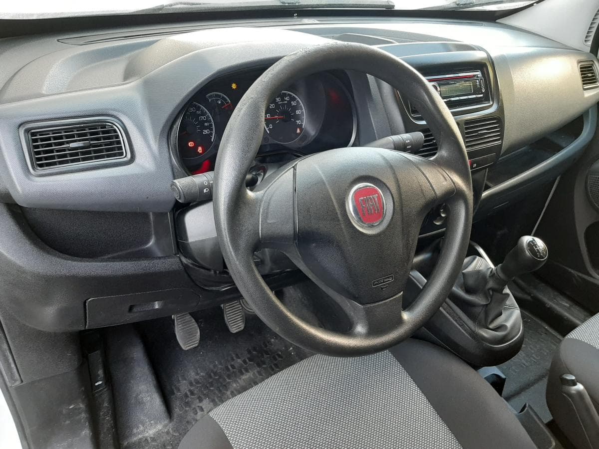 Fiat Doblo 1.3 D Multijet · Ano 2015 — imagem 14