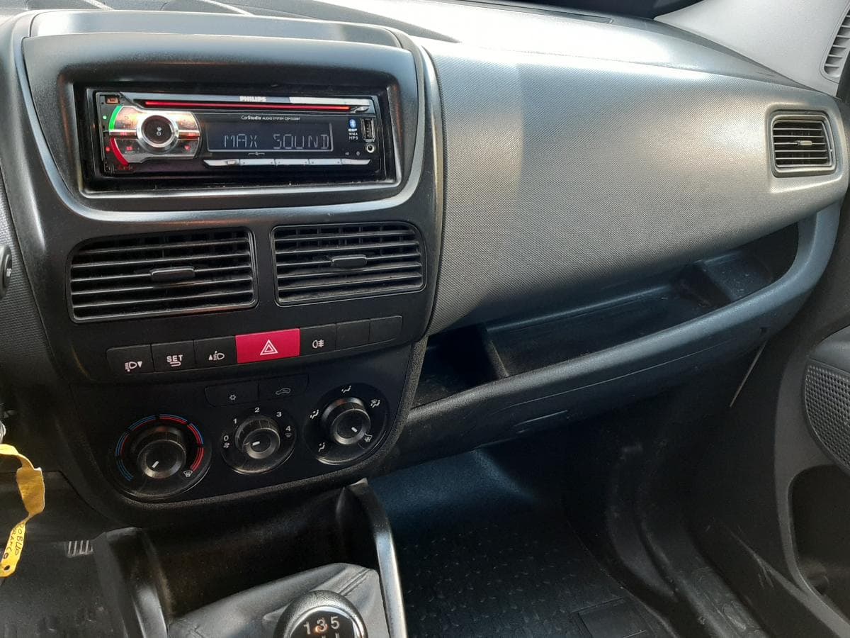 Fiat Doblo 1.3 D Multijet · Ano 2015 — imagem 15