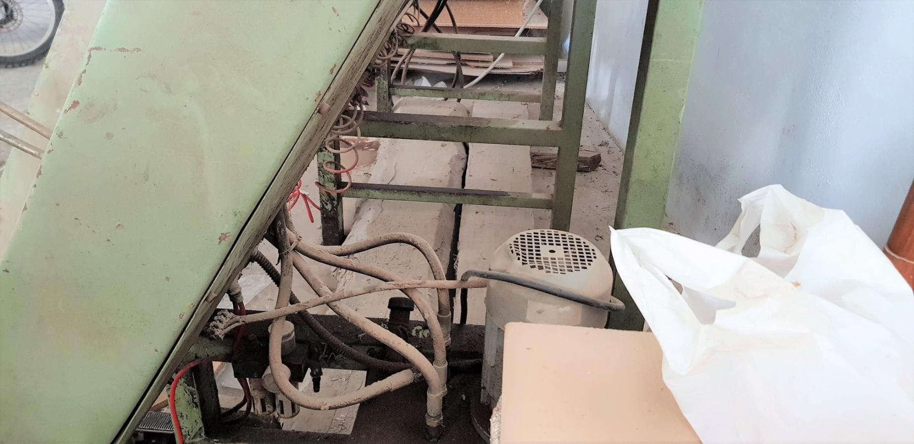 Prensa de pasta madera hidráulica — imagen 3