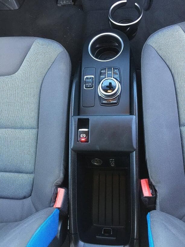 BMW i3 — image 9