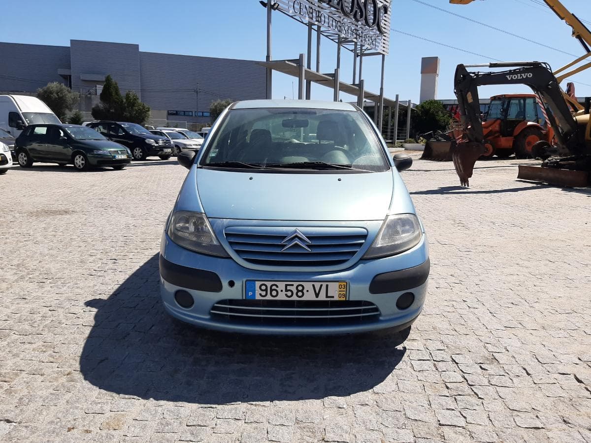 Citroën C3 1.1 i · Ano 2003 — imagen 2