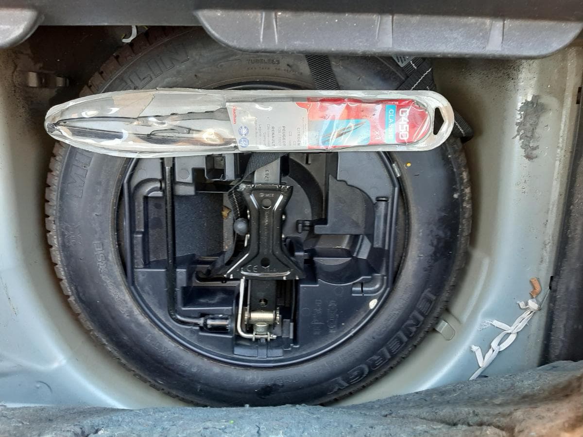 Citroën C3 1.1 i · Ano 2003 — imagen 10