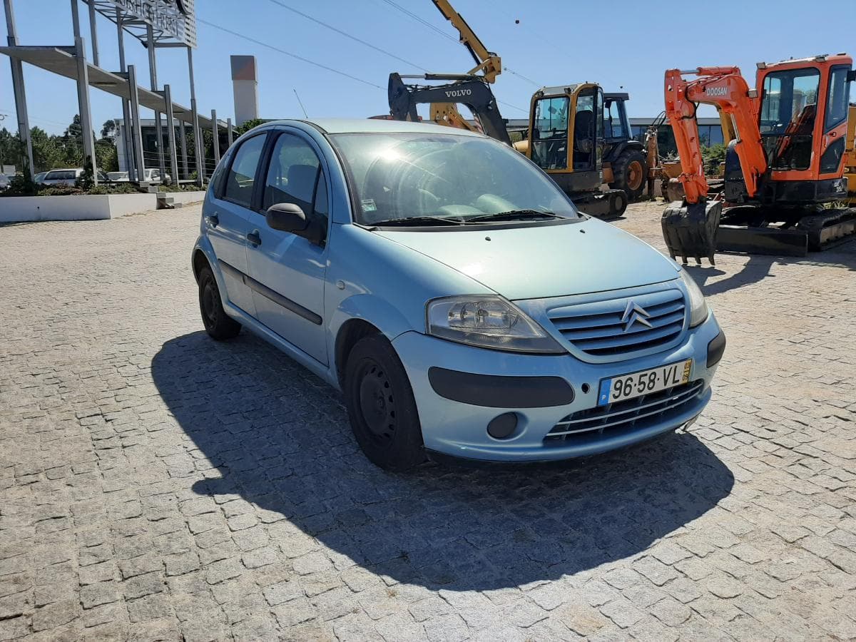 Citroën C3 1.1 i · Ano 2003 — imagen 1