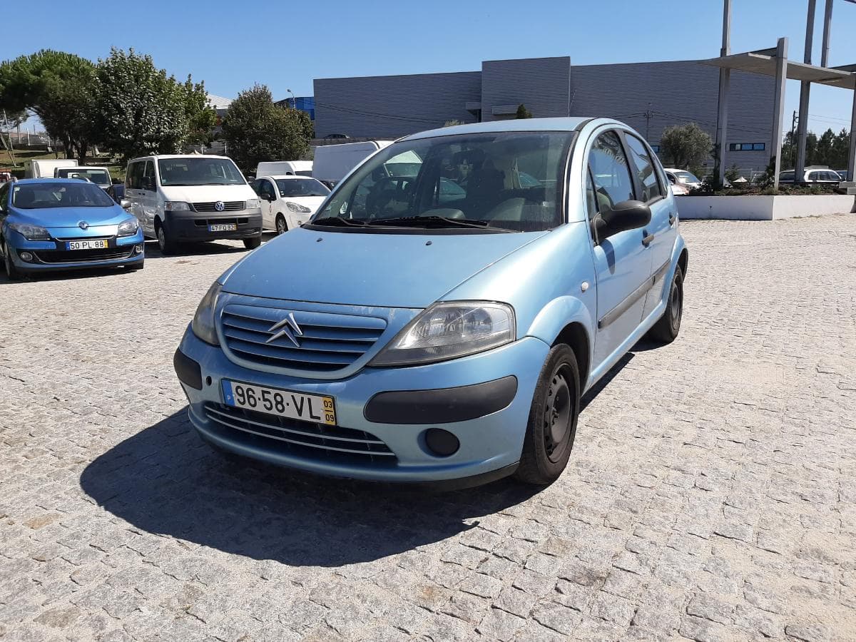 Citroën C3 1.1 i · Ano 2003 — imagen 3