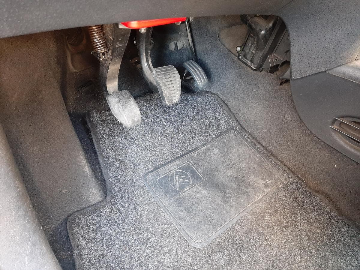 Citroën C3 1.1 i · Ano 2003 — imagen 14