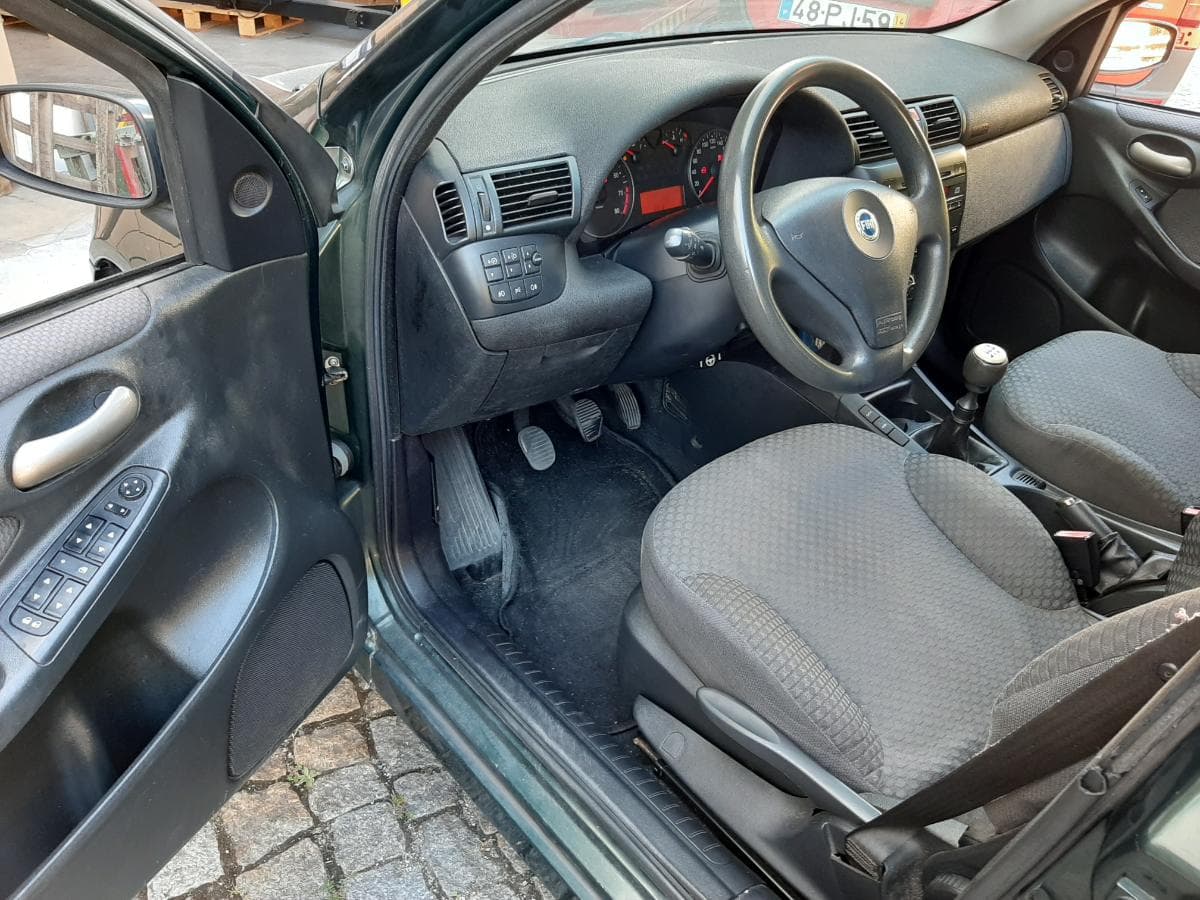 Fiat Stilo 1.2 16V · Ano 2002 — imagem 10