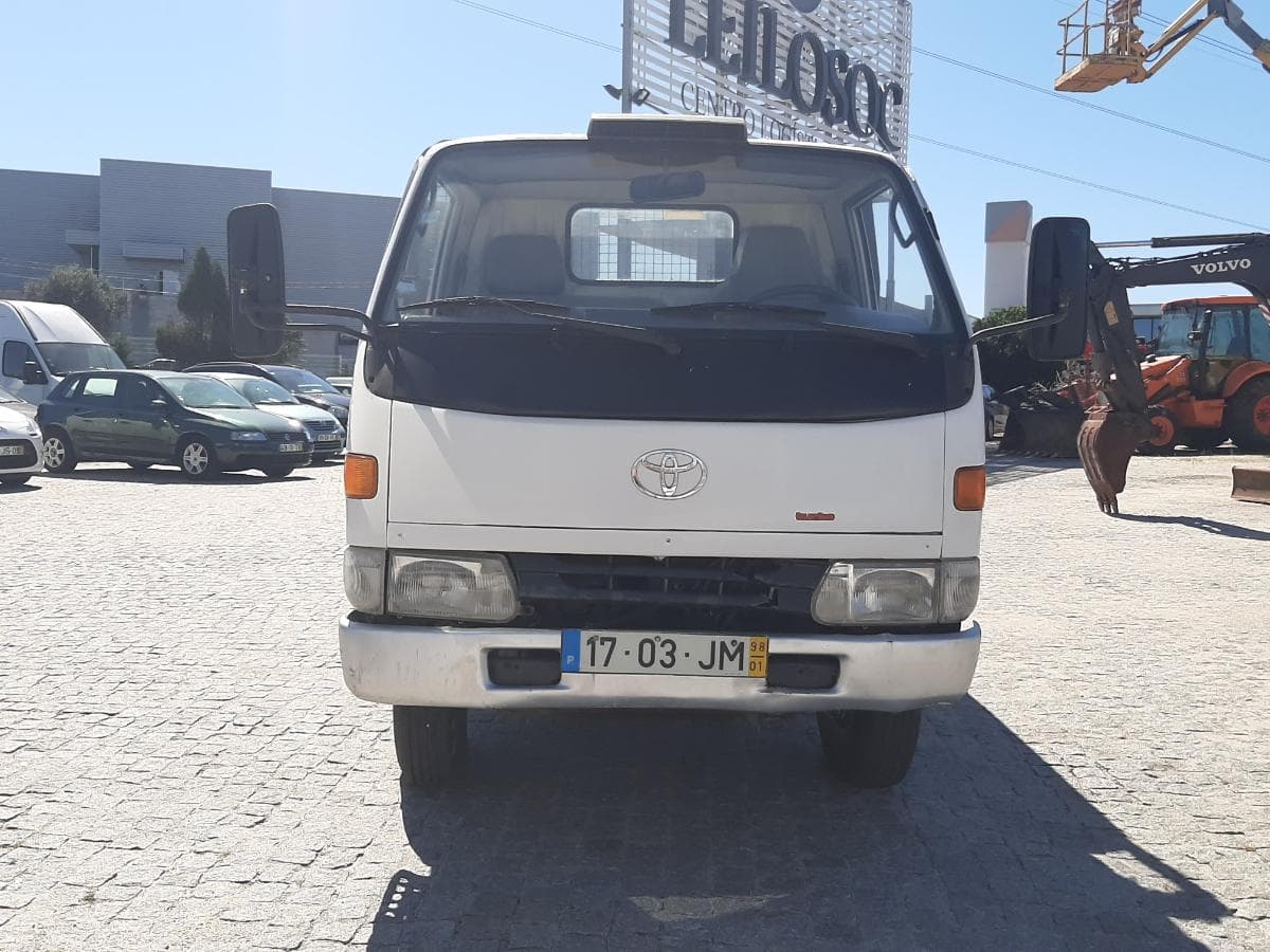 Toyota Dyna 280 · Tribasculante · Ano 1998 — imagem 2