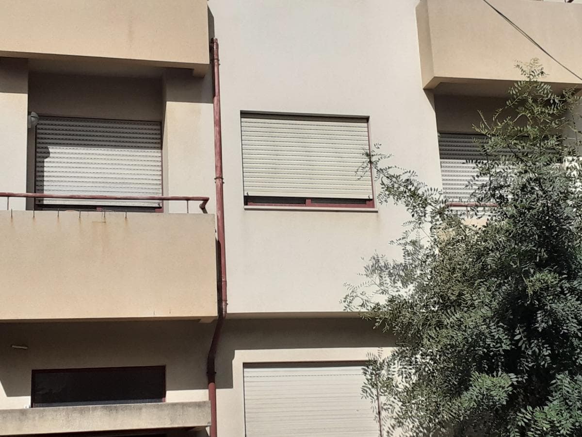 Apartamento T2 c/ Lugar de Garagem · Espinho — imagem 2
