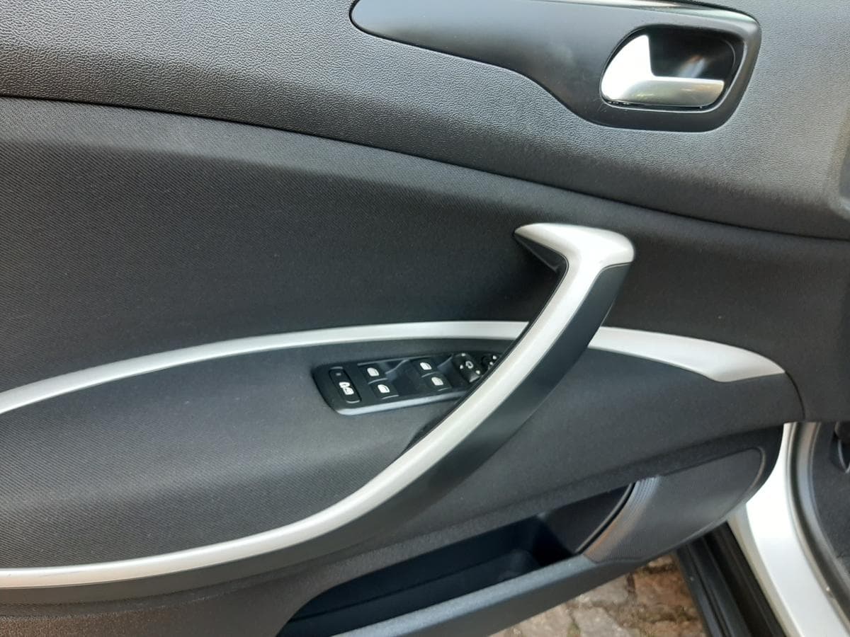 Citroën C5 Tourer HDI · Ano 2012 — imagem 14