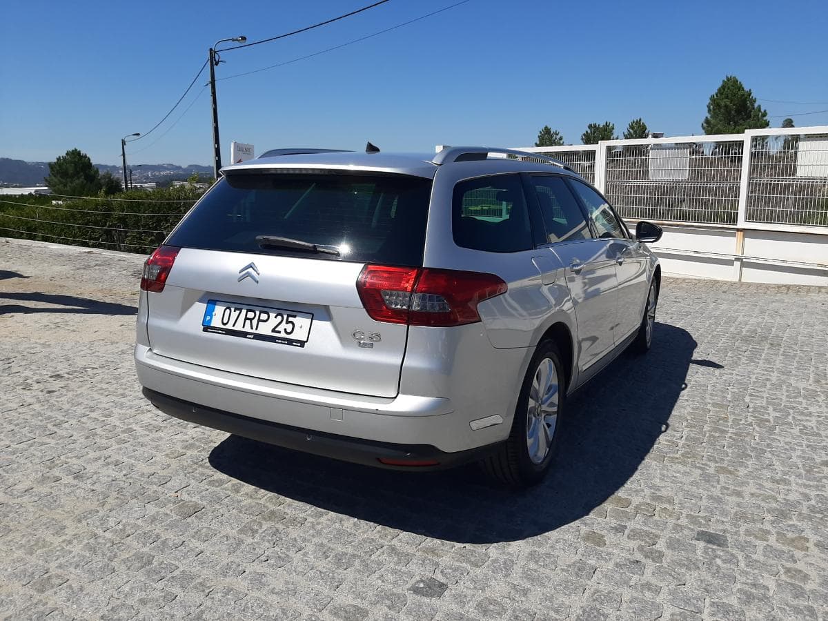 Citroën C5 Tourer HDI · Ano 2012 — imagem 4