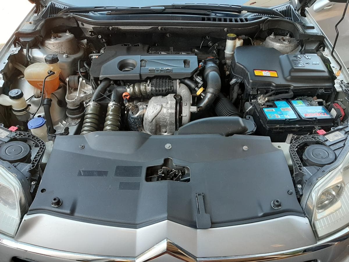 Citroën C5 Tourer HDI · Ano 2012 — imagem 19